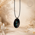 Waldgeist Anhänger – Handgemachter Resin Schmuck mit Naturgräsern & Türkispartikeln (5 x 3 cm)