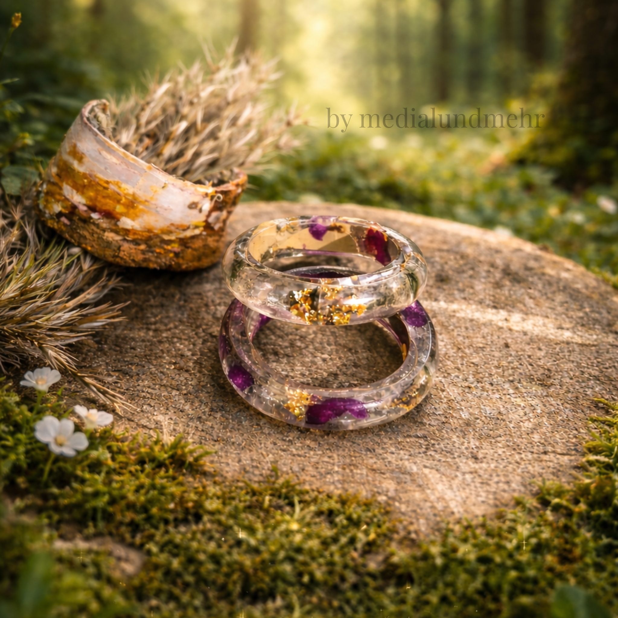 Waldseele – Epoxidharz Ring mit Birkenrinde, Rosenblüten & Gold - limitierte Stückzahl